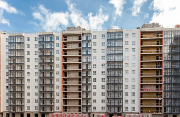 Апрель 2025